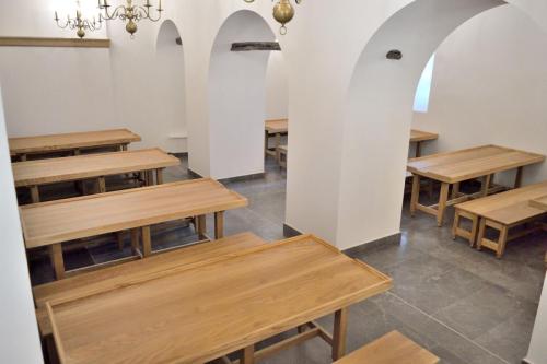 Τράπεζα 1.3